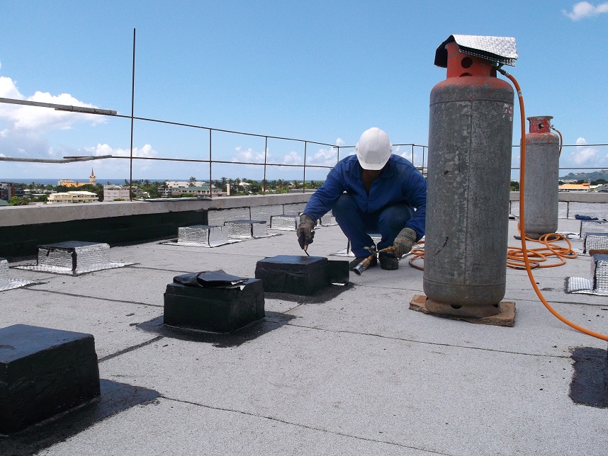 MODEX Travail sur le toit